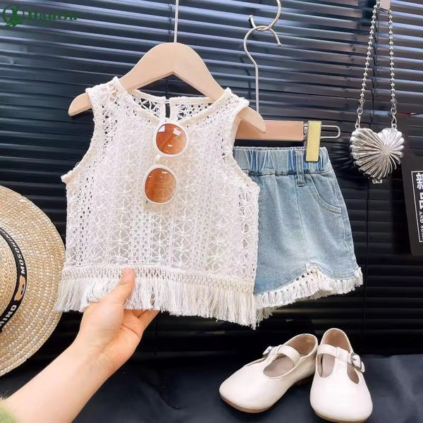 Girls White Crochet Top With Inner And Lace Detailed Shorts